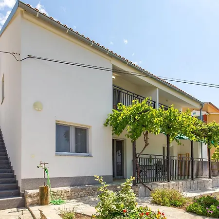 Lejlighed Stunning In With House Sea View